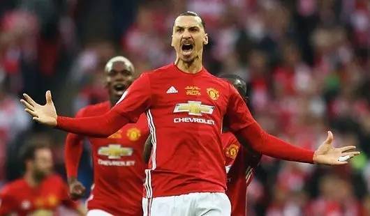 坚持不懈地 坚持不懈地